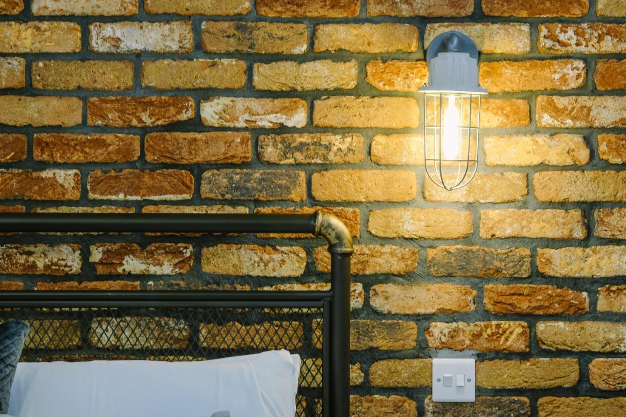 Brand New One Bedroom Apartments In A Fantastic Location Bristol Exterior photo